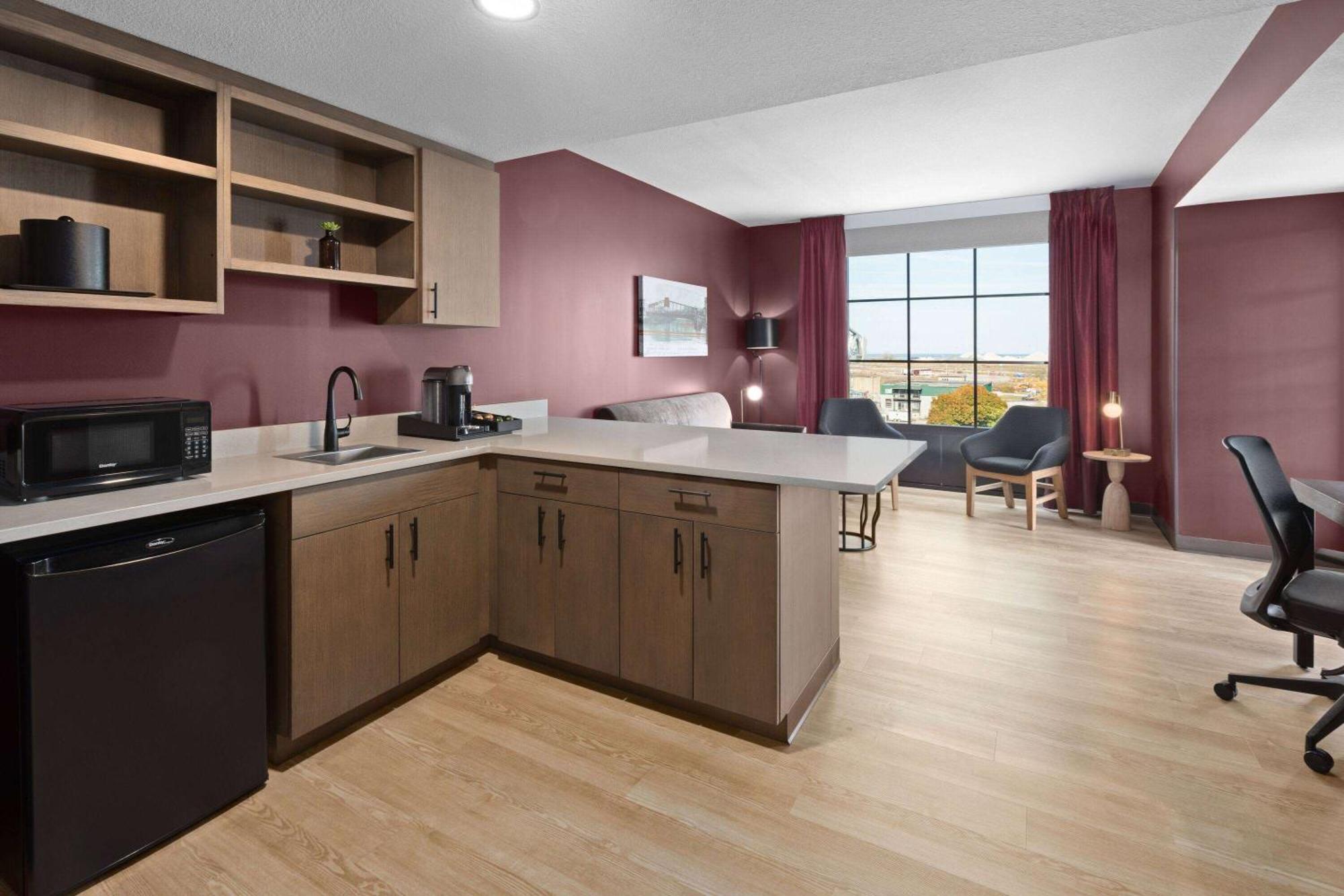 Riverbend Hotel And Suites, Trademark Collection By Wyndham แอชตาบูลา ภายนอก รูปภาพ