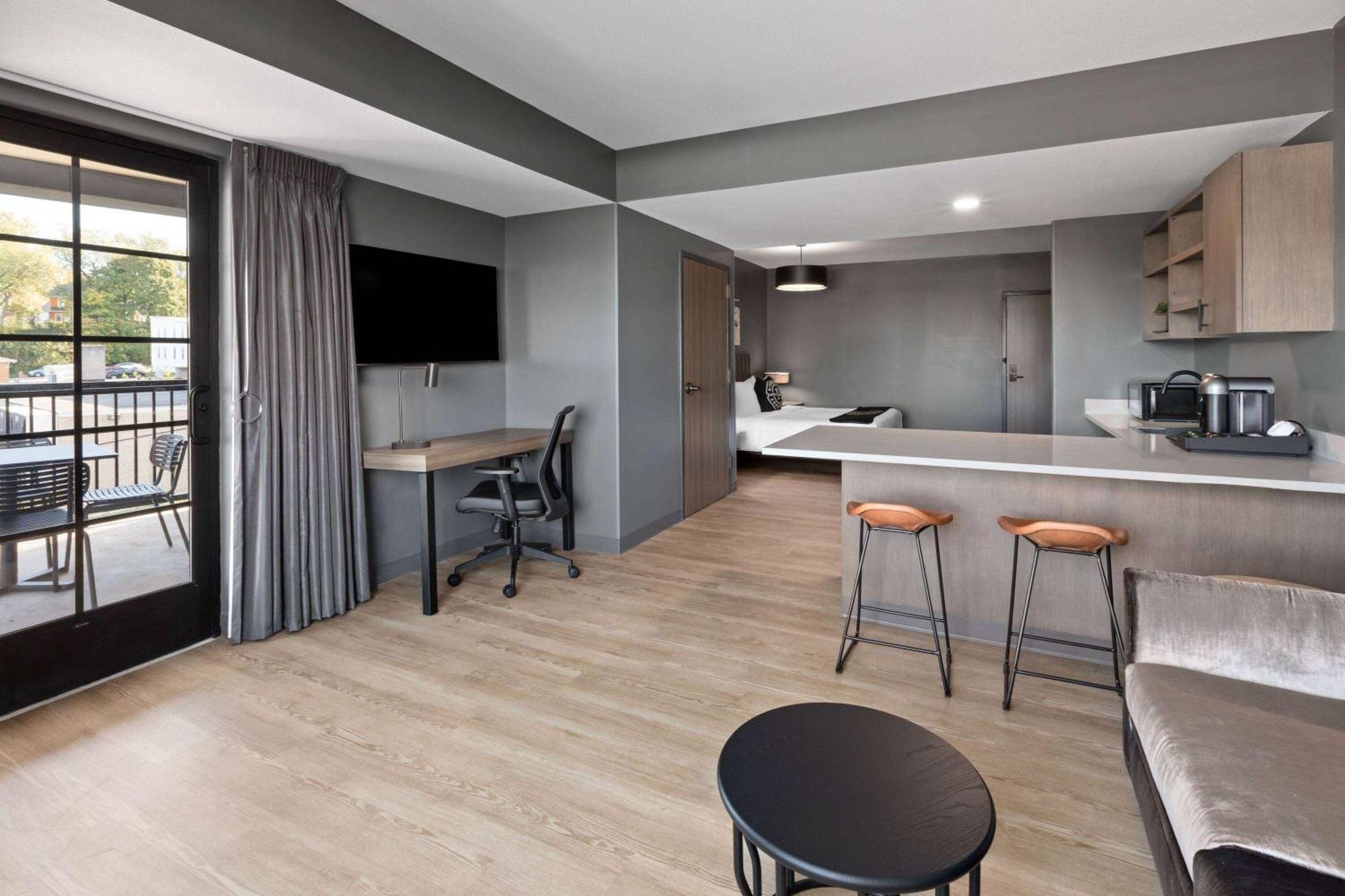 Riverbend Hotel And Suites, Trademark Collection By Wyndham แอชตาบูลา ภายนอก รูปภาพ